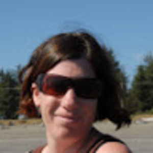 Meet your Posher, Dena